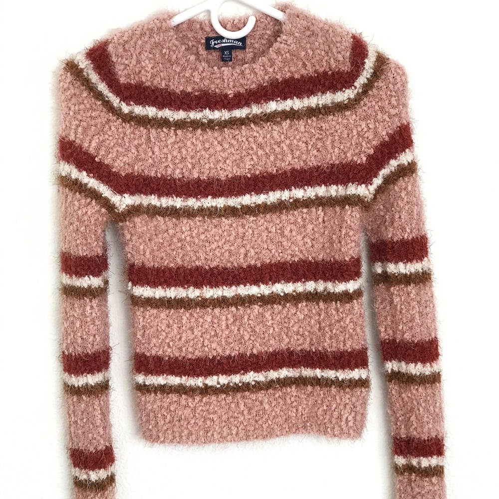 🆕 NWOT Freshman Fuzzy Sweater